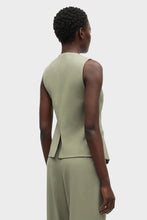 Load image into Gallery viewer, Saruma Vest 14635 - Vetiver