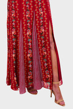 Load image into Gallery viewer, Jacqui-B Dress - Zinnia Stem Placement