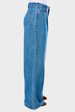 Load image into Gallery viewer, Taylor - Last Dance