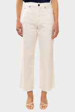 Load image into Gallery viewer, Grace Crop - White