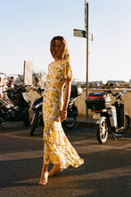Load image into Gallery viewer, Esperanza Maxi Dress - Isadora Floral Yellow