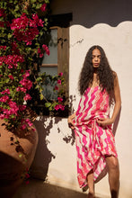 Load image into Gallery viewer, Heather Maxi - Coral Wave Fuchsia
