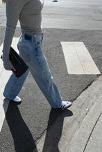 Load image into Gallery viewer, Stanton Relaxed Wide Leg Jean - Arcadia