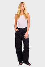 Load image into Gallery viewer, Cristo Pant - Black
