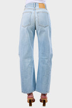 Load image into Gallery viewer, Slim Lasso Jean - Super Light Vintage
