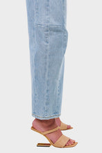 Load image into Gallery viewer, Slim Lasso Jean - Super Light Vintage
