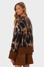 Load image into Gallery viewer, Leopard Print Knit Sweater
