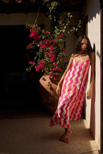 Load image into Gallery viewer, Heather Maxi - Coral Wave Fuchsia
