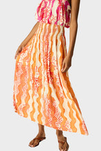 Load image into Gallery viewer, Jasmine Top - Coral Wave Fuchsia
