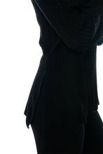 Load image into Gallery viewer, Mitras Tunic Top - Black
