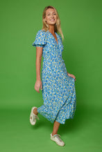 Load image into Gallery viewer, Bellavista Midi Dress - Lou Floral Print Blue
