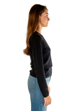 Load image into Gallery viewer, Buenos Aires Slim Crewneck- Black
