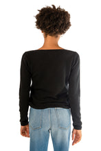 Load image into Gallery viewer, Kyoto Slim V-Neck- Black
