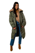 Load image into Gallery viewer, Amara Parka - Steel Green
