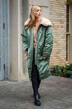 Load image into Gallery viewer, Amara Parka - Steel Green
